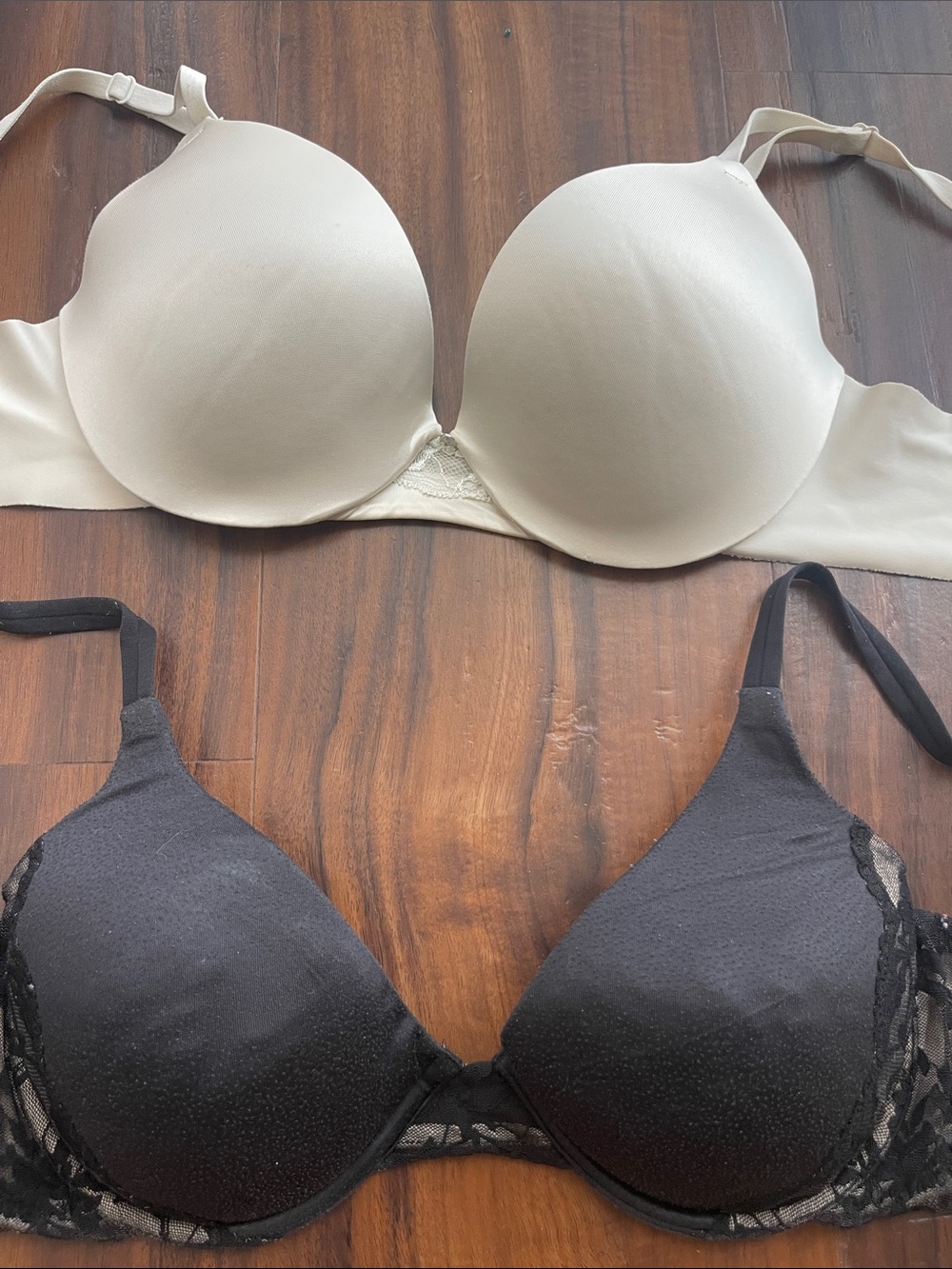 2 Everyday Bras - Black & Cream